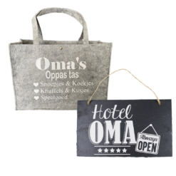 Set Oma's Oppas Tas & Hotel Oma Bord - Van En Voor Oma