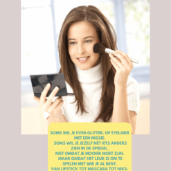 Bonnenboekje‑pagina met een meisje dat make‑up aanbrengt en een tekst over glitter, eyeliner en jezelf nét even anders zien; jij kiest altijd je eigen look.